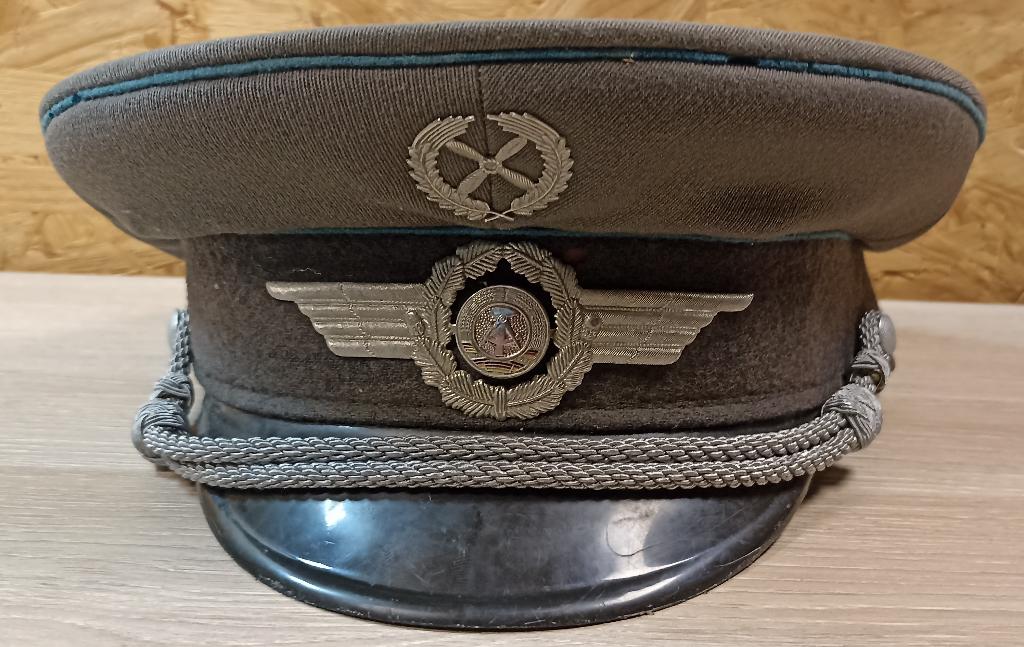 Casquette d'officier Allemand Luftstreitkräfte (RDA)post ww2, Collections, Envoi, Armée de l'air, Casque ou Béret