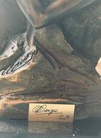 Statue en bronze Paor A., Enlèvement ou Envoi, Bronze