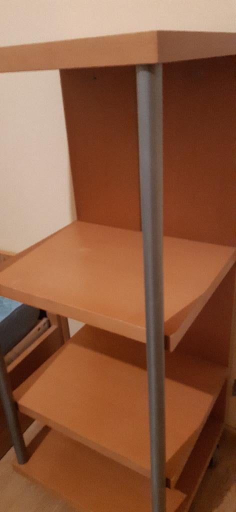 Étagère sur roulettes, Enlèvement, Comme neuf