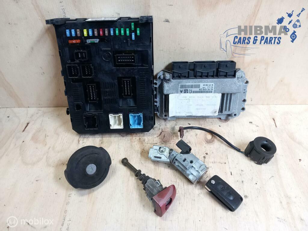 Citroen C4 I 1.6-16V Slotenset + ECU 9657595880 2004 - 2010, Auto-onderdelen, Gebruikt, Citroën, Ophalen of Verzenden, Citroen