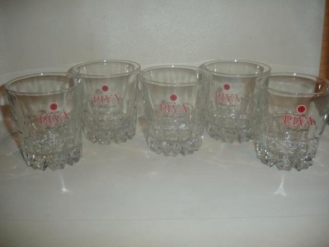Kleine glaasjes van Riva 15cl, brij. Riva, later Liefmans, Verzamelen, Biermerken, Zo goed als nieuw, Glas of Glazen, Overige merken