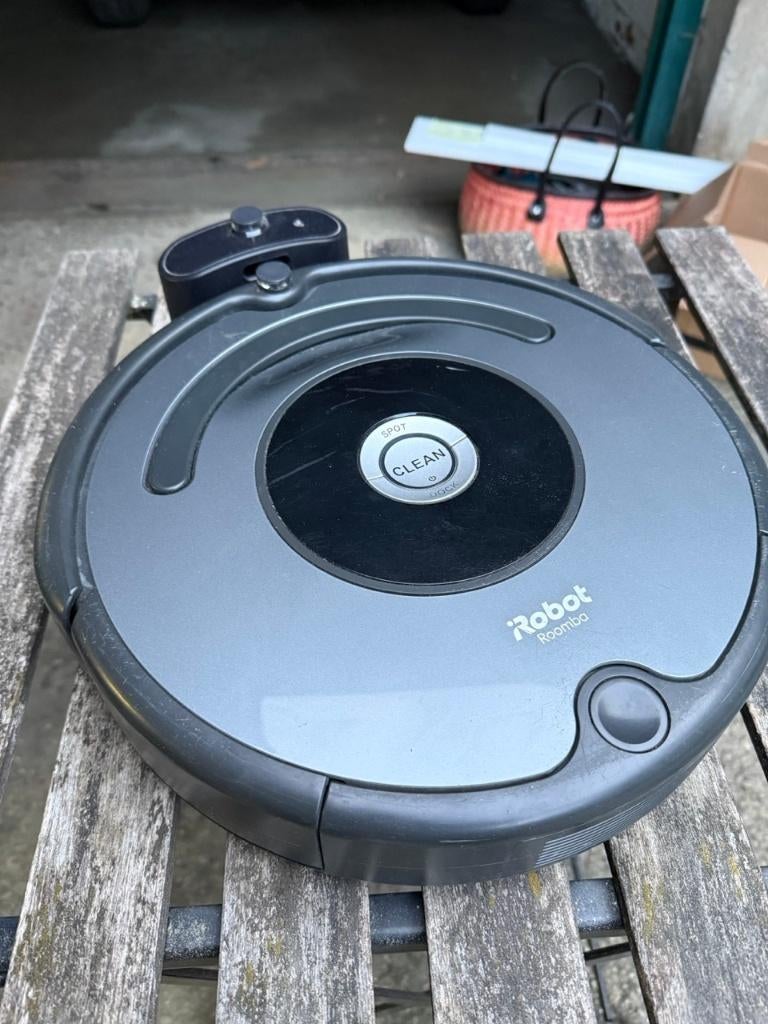 iRobot Roomba 600 series, Elektronische apparatuur, Stofzuigers, Ophalen, Gebruikt, Reservoir, Robotstofzuiger
