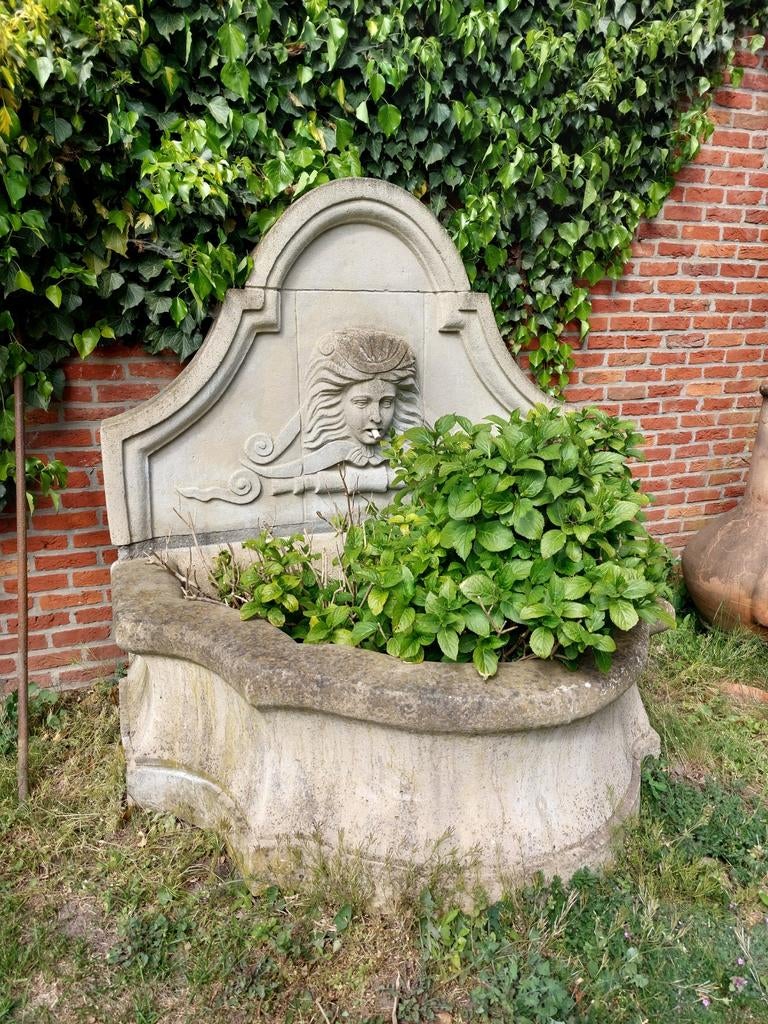 Grande fontaine en pierre, Jardin & Terrasse, Enlèvement, Fontaine
