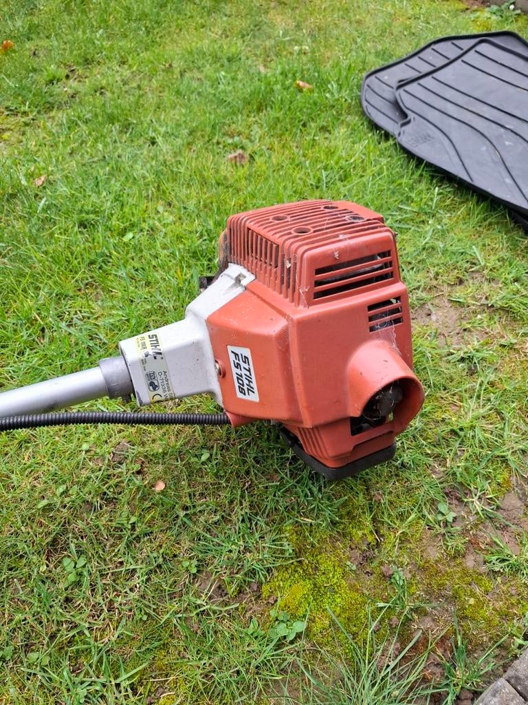 Debroussailleuse sthil