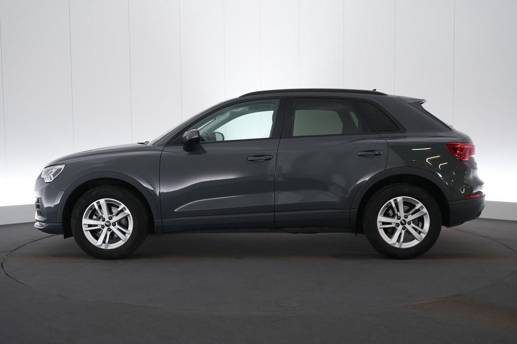 (2CJY508) AUDI Q3, Stof, https://public.car-pass.be/vhr/b2f79173-b4db-433b-91a2-db9ec498ad94, Bedrijf, 5 zetels