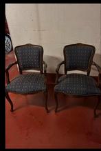 Chaise ancienne entres bon état, Enlèvement