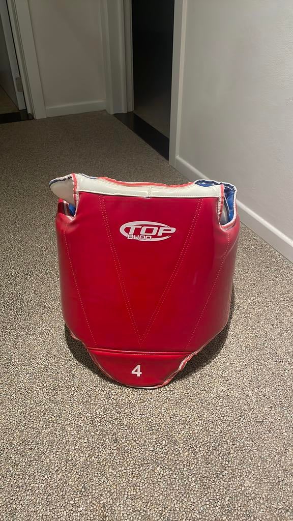 Harnas Taekwondo top budo, Ophalen, Zo goed als nieuw