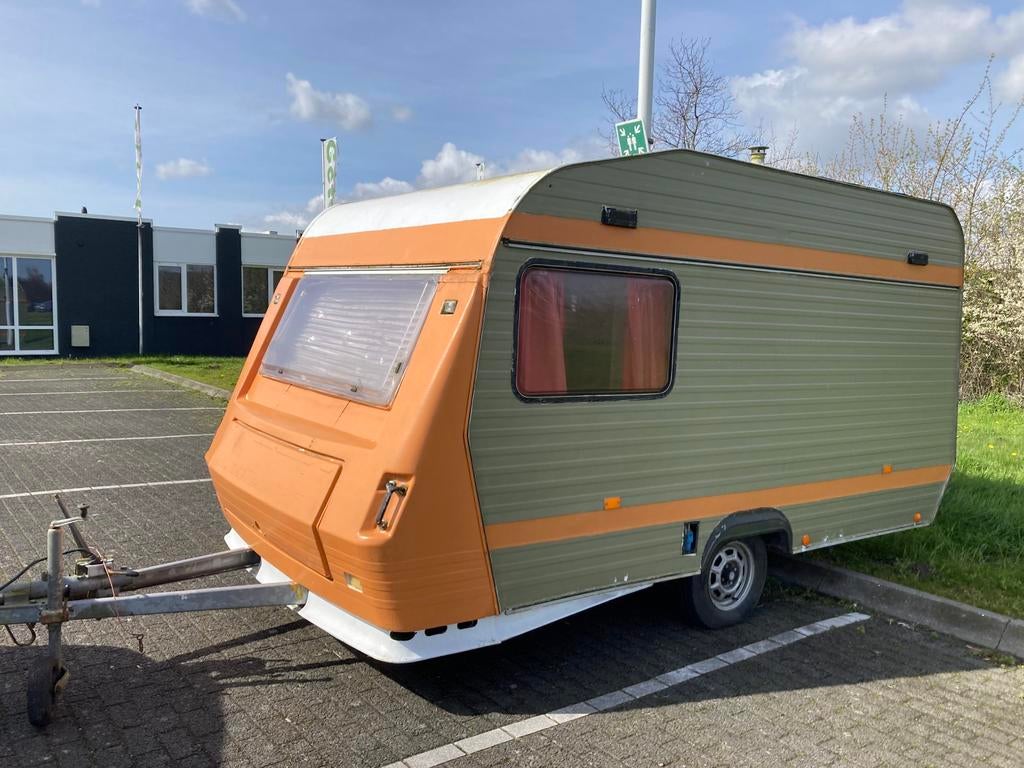 Caravane Chateau TMT 750kg avec sani !, Jusqu'à 4, Chateau, Particulier, Siège standard