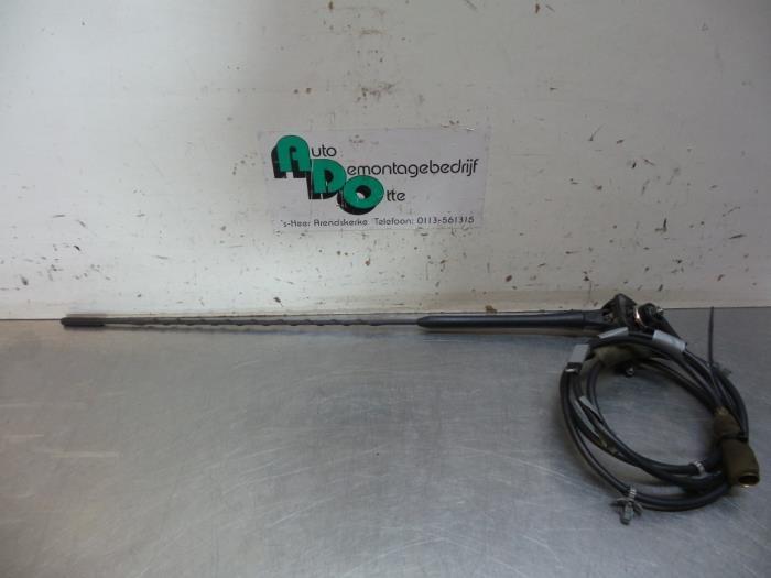 Antenne d'un Nissan NV200, Autos : Pièces & Accessoires, Électronique & Câbles, Nissan, Utilisé, 3 mois de garantie, Enlèvement ou Envoi