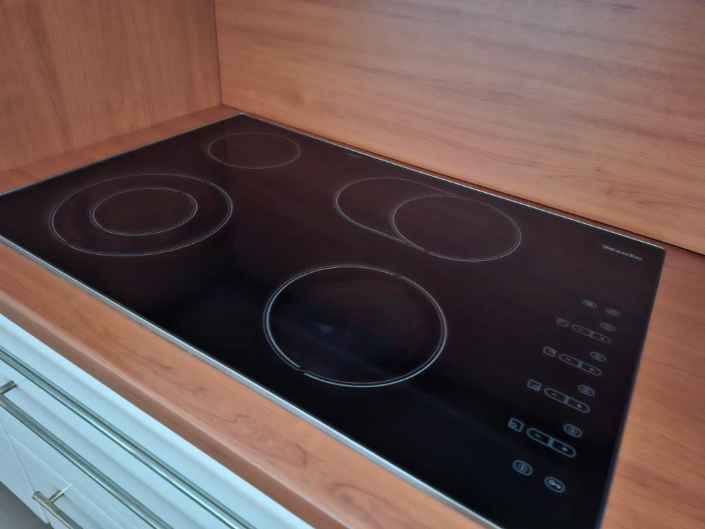 keramische kookplaat MIELE, Electroménager, Tables de cuisson, Utilisé, Encastré, 4 zones de cuisson, Enlèvement