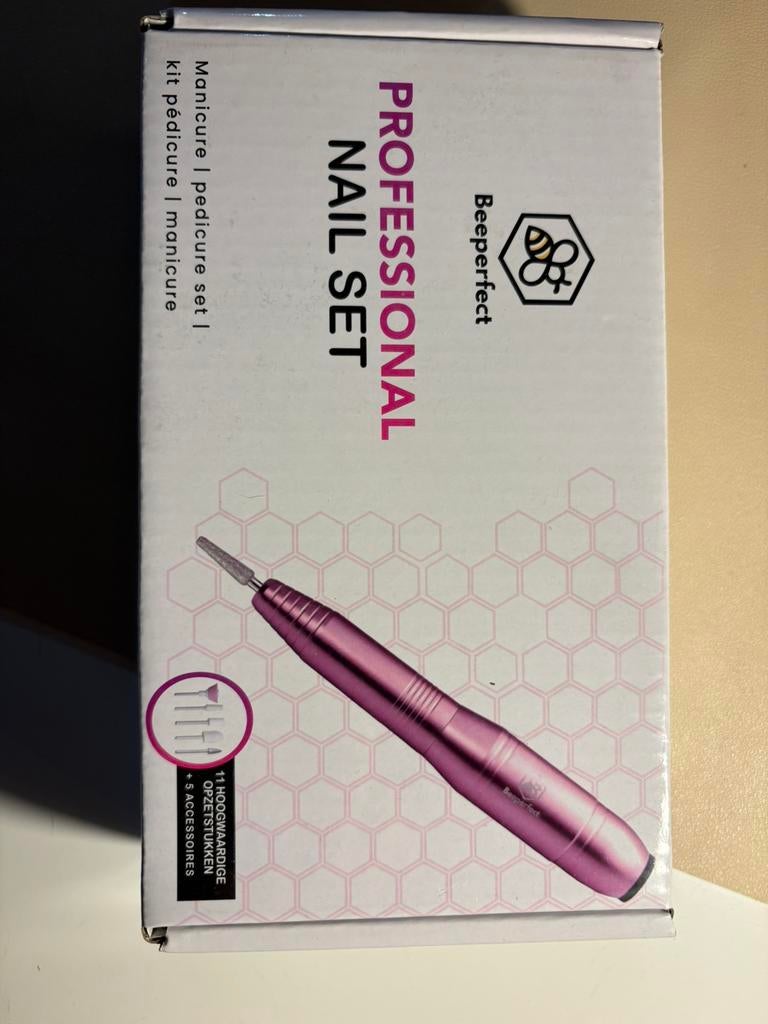 Manicure / pedicure set, Ophalen, Zo goed als nieuw