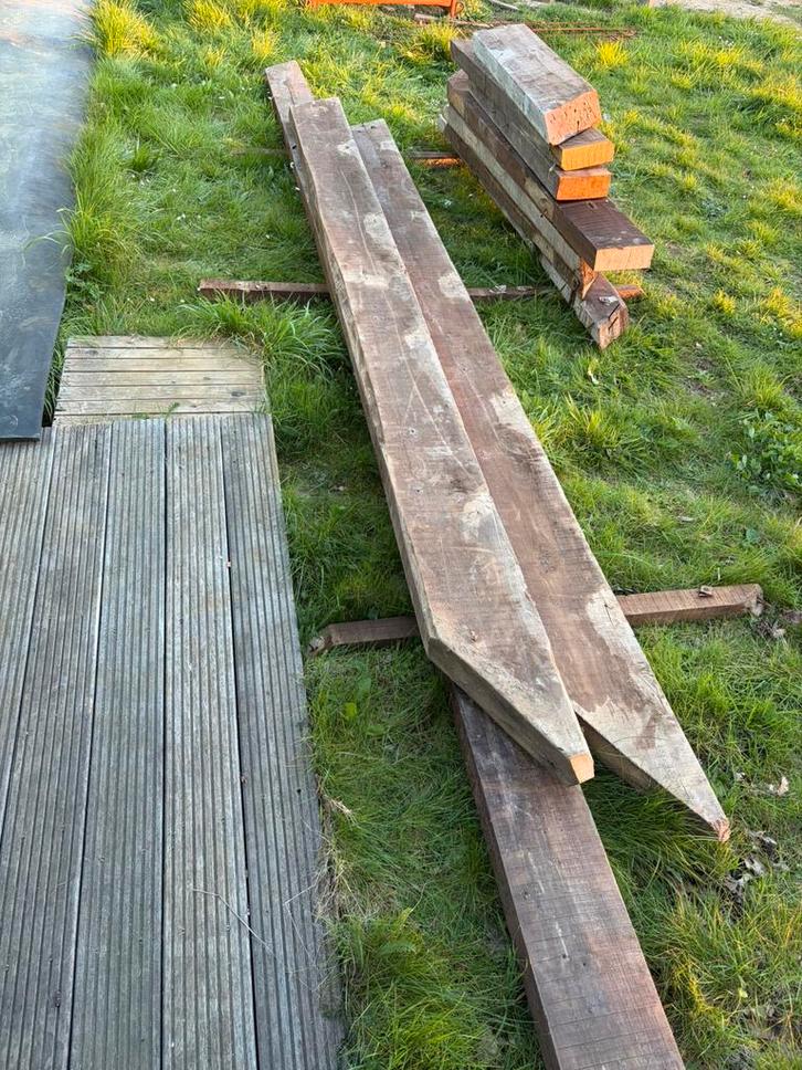 Balken 2x 330cm 1x 580cm, Bricolage & Construction, Bois & Planches, Utilisé, Poutre, Moins de 25 mm, Enlèvement