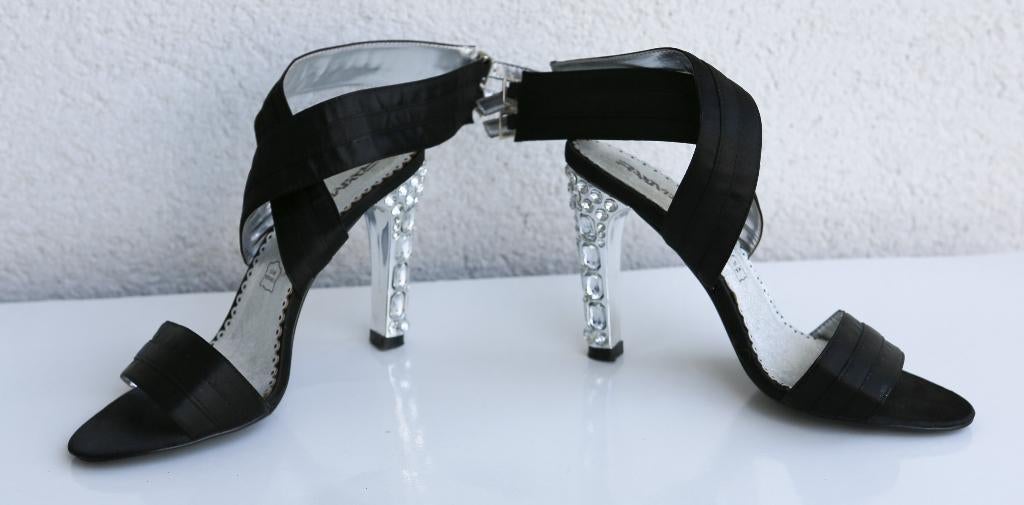 Splendides chaussures de soirée 38 neuves !, Vêtements | Femmes, Chaussures, Enlèvement ou Envoi, Comme neuf, Noir, Sandales et Mûles
