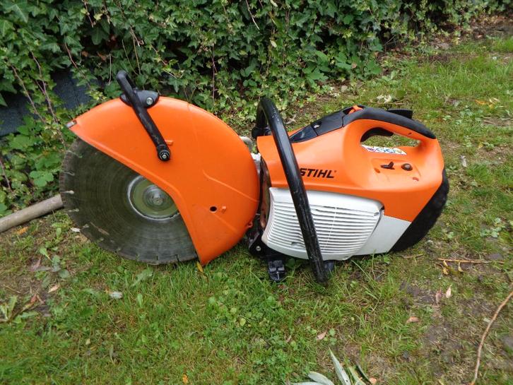 Scie à pneus Stihl TS 420 2023, Jardin & Terrasse, Outils à main, Enlèvement