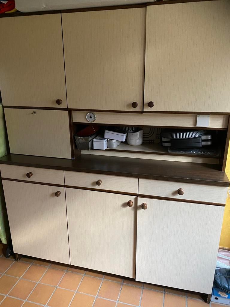 Kast, Enlèvement, Utilisé