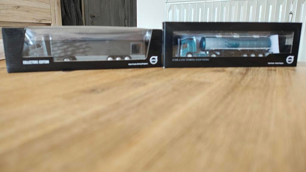 2 Volvo FH op schaal 1:87, Ophalen