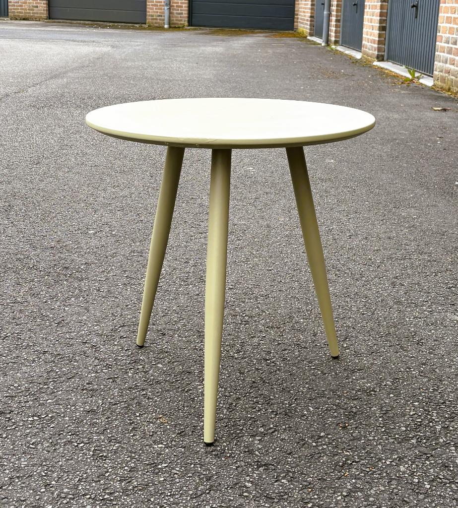 Bijzettafeltje, Rond, Zo goed als nieuw, Hout, Ophalen