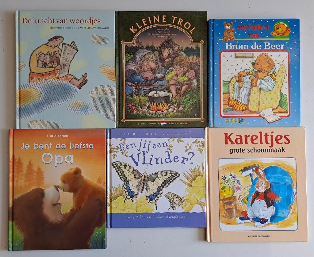 Boeken voor kleuters en peuters (2), Gelezen, Meisje, Ophalen of Verzenden, Voorleesboek