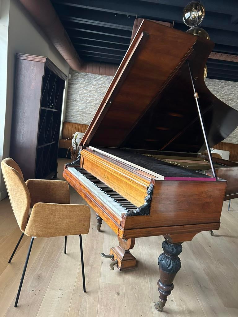 Antieke vleugelpiano PLEYEL, Ophalen, Zo goed als nieuw