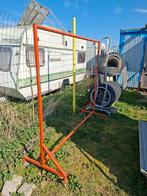 Metalen rek, Ophalen