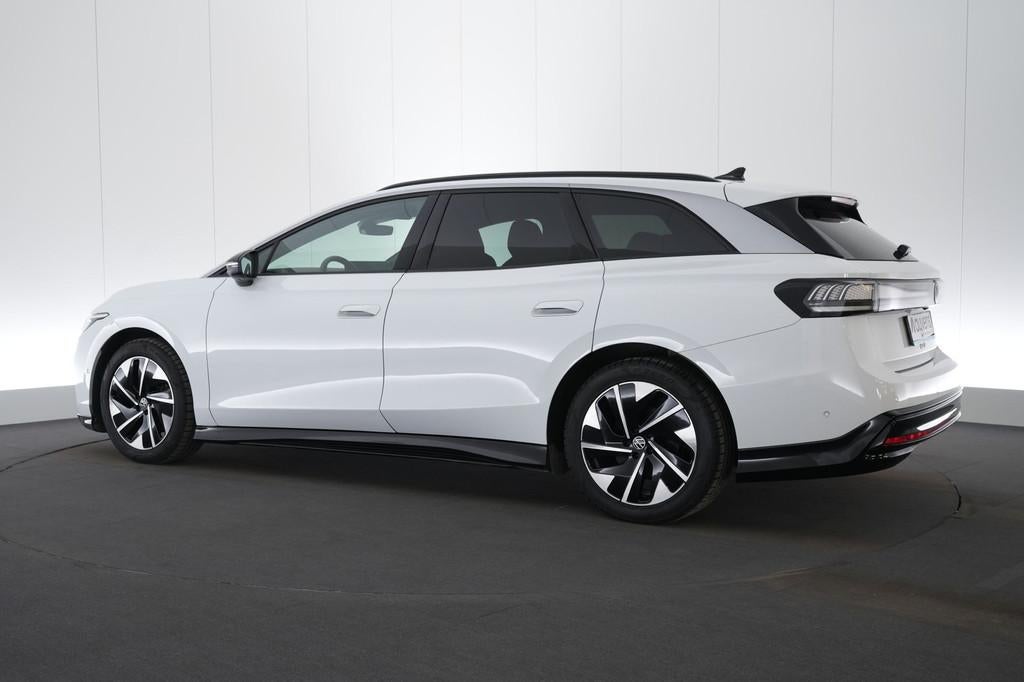 (2GCF425) VOLKSWAGEN ID.7 TOURER, Auto's, Volkswagen, Bedrijf, Te koop, Golf Variant, 360° camera, ABS, Achteruitrijcamera, Airbags