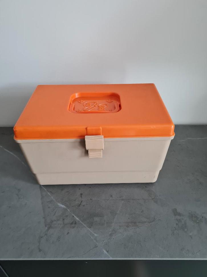 Vintage naaibox - naaidoos - naaikoffer 36x24x23, Collections, Rétro, Enlèvement ou Envoi