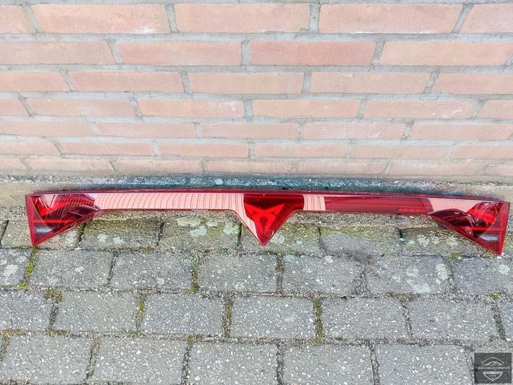 Cupra Formentor FL 24+ LED Achterlicht Achterklep 5FF945307D, Auto-onderdelen, Verlichting, Seat, Gebruikt