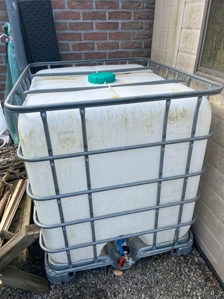 IBC container 1000 litres, 150 litres ou plus, Enlèvement, Utilisé, Avec robinet