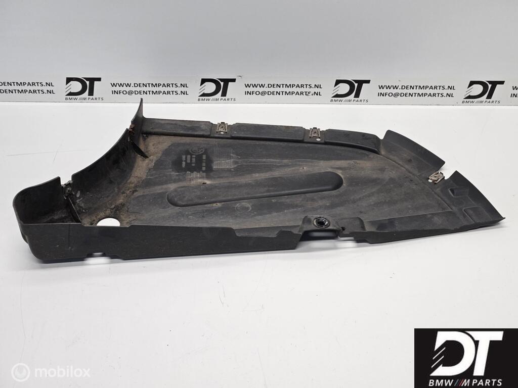 Bodemplaat rechts achter BMW M4 F82 ('13-'20) 51757260770, Gebruikt, Ophalen of Verzenden, BMW, BMW