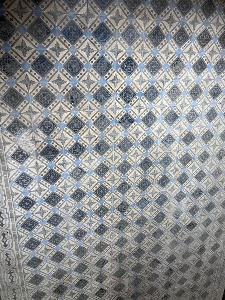 Carrelage de sol antique classique à motif géométrique, Bricolage & Construction, Dalles & Carrelages, Utilisé, Carrelage de sol