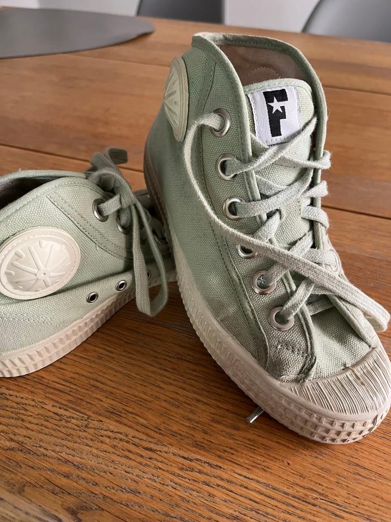 Foempies sneaker, Kinderen en Baby's, Kinderkleding | Schoenen en Sokken, Gebruikt, Jongen of Meisje, Foempies, Schoenen