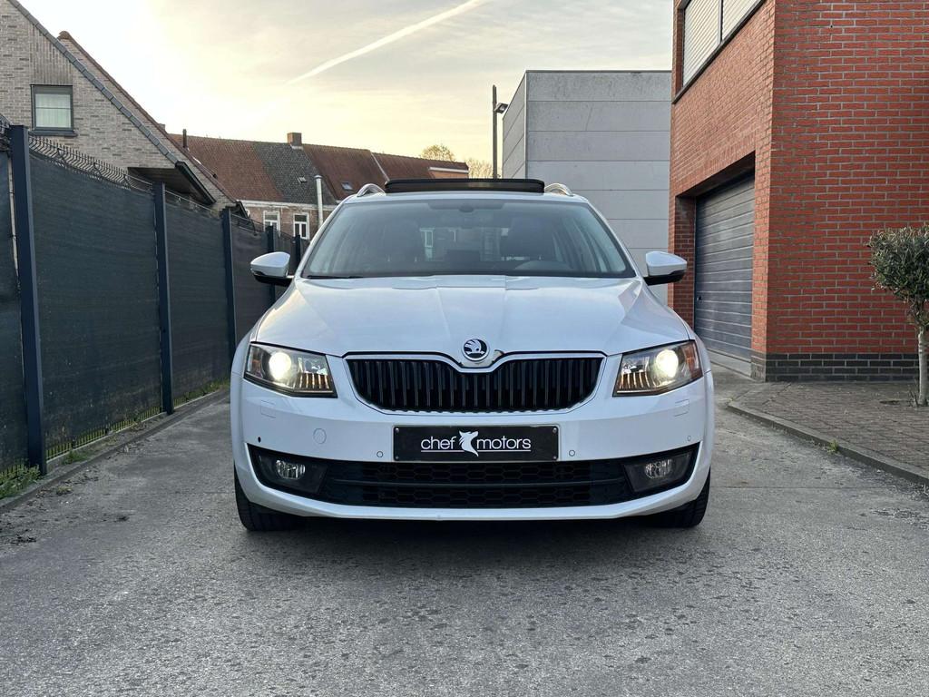 Skoda Octavia Skoda Octavia Benzine|Automaat|Panodak|Keyless, Auto's, Automaat, Gebruikt, 4 cilinders, USB