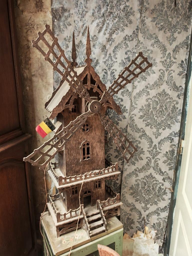 Houten windmolen, Ophalen