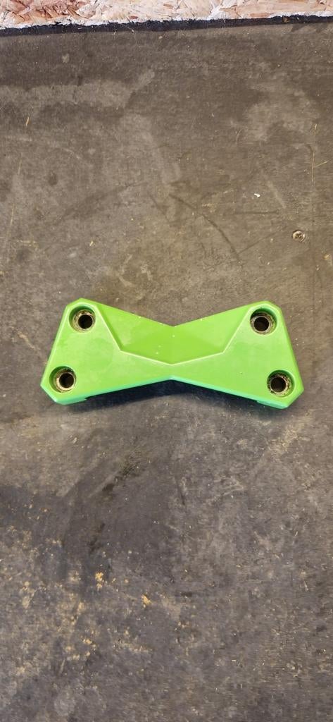 Originele D22 trekkerbeugel Kawasaki Z1000 Z750 van 2003 tot, Verzenden, Gereviseerd