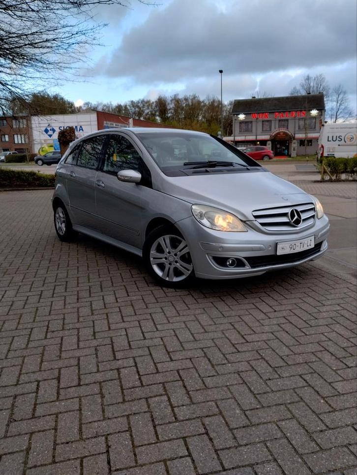 Mercedes B150 Benzine Automaat, Auto's, Mercedes-Benz, Particulier, B-Klasse, Benzine, Euro 4, Break, 5 deurs, Automaat, Zilver of Grijs