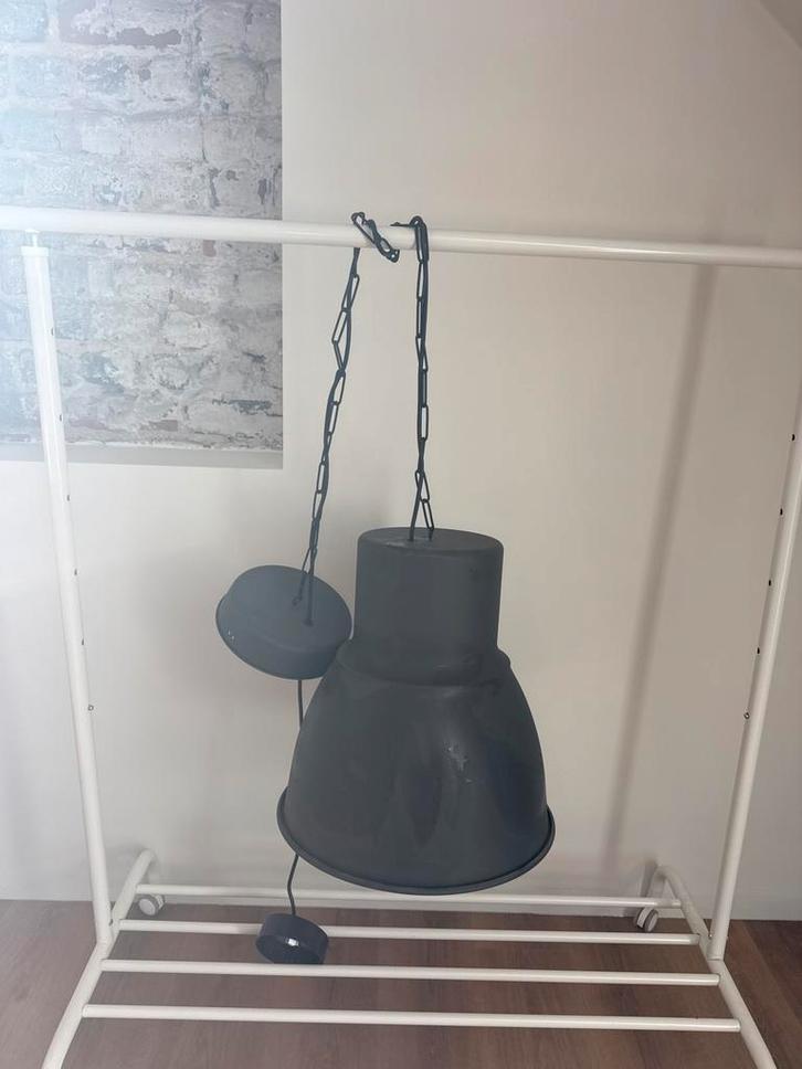 Hanglamp zwart metaal, Huis en Inrichting, Lampen | Hanglampen, Ophalen