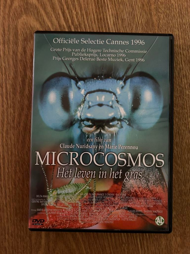 DVD Microcosmos: Het leven in het gras, Cd's en Dvd's, Dvd's | Documentaire en Educatief, Alle leeftijden, Ophalen of Verzenden
