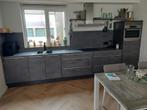 Moderne Betonlook Keuken met Whirlpool ApparatenGEDEMONTEERD, Synthétique, Gris, Enlèvement ou Envoi, Comme neuf