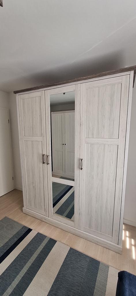 Armoire 3 portes avec Miroir, Maison & Meubles, Enlèvement, Comme neuf