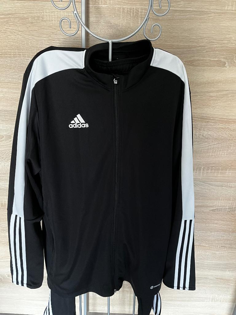 trainingspakTrainingspak  adidas maat XL , Ophalen of Verzenden, Zo goed als nieuw, Maat 56/58 (XL), Zwart