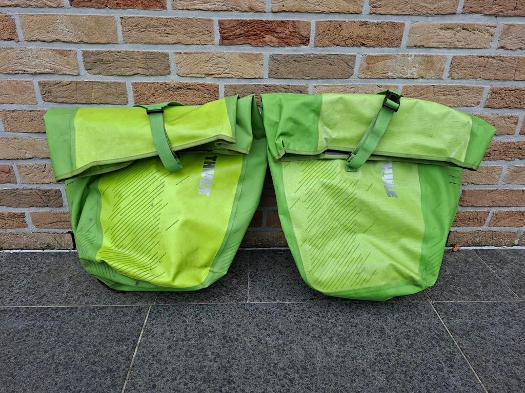 2 grote fietstassen Thule, Ophalen
