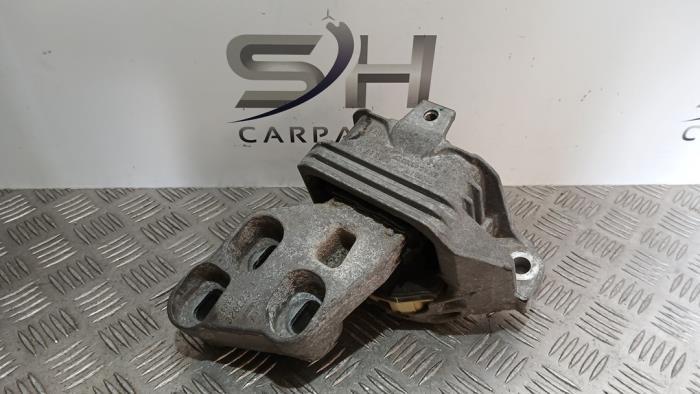 Motorsteun van een Mercedes GLA, Auto-onderdelen, Ophanging en Onderstel, Mercedes-Benz, Gebruikt, 3 maanden garantie, Ophalen of Verzenden