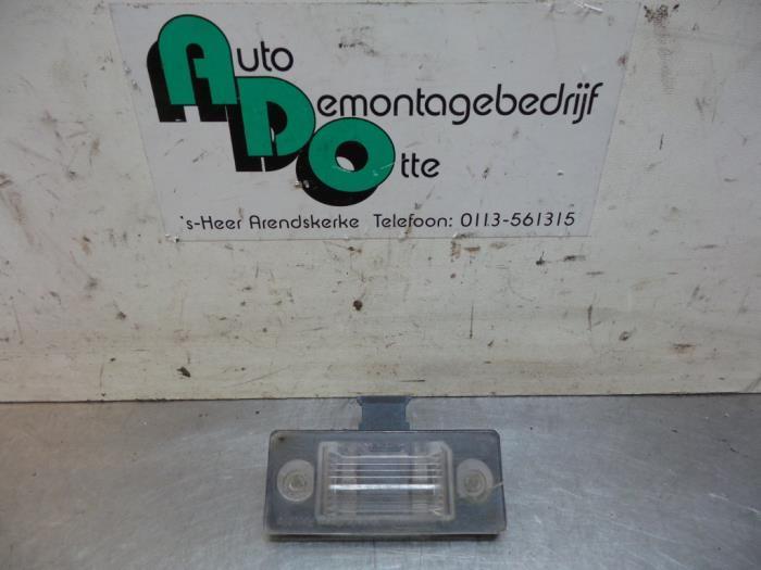 Eclairage immatriculation d'un Skoda Fabia (Fabia 00-), Autos : Pièces & Accessoires, Éclairage, Skoda, Utilisé, Enlèvement ou Envoi