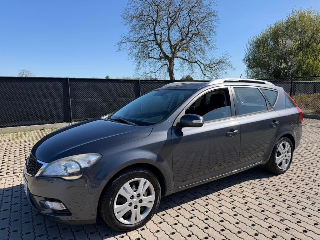Kia ceed 1.6 diesel goed staat, Auto's, Kia, Bedrijf, 5 deurs, Euro 4, Te koop