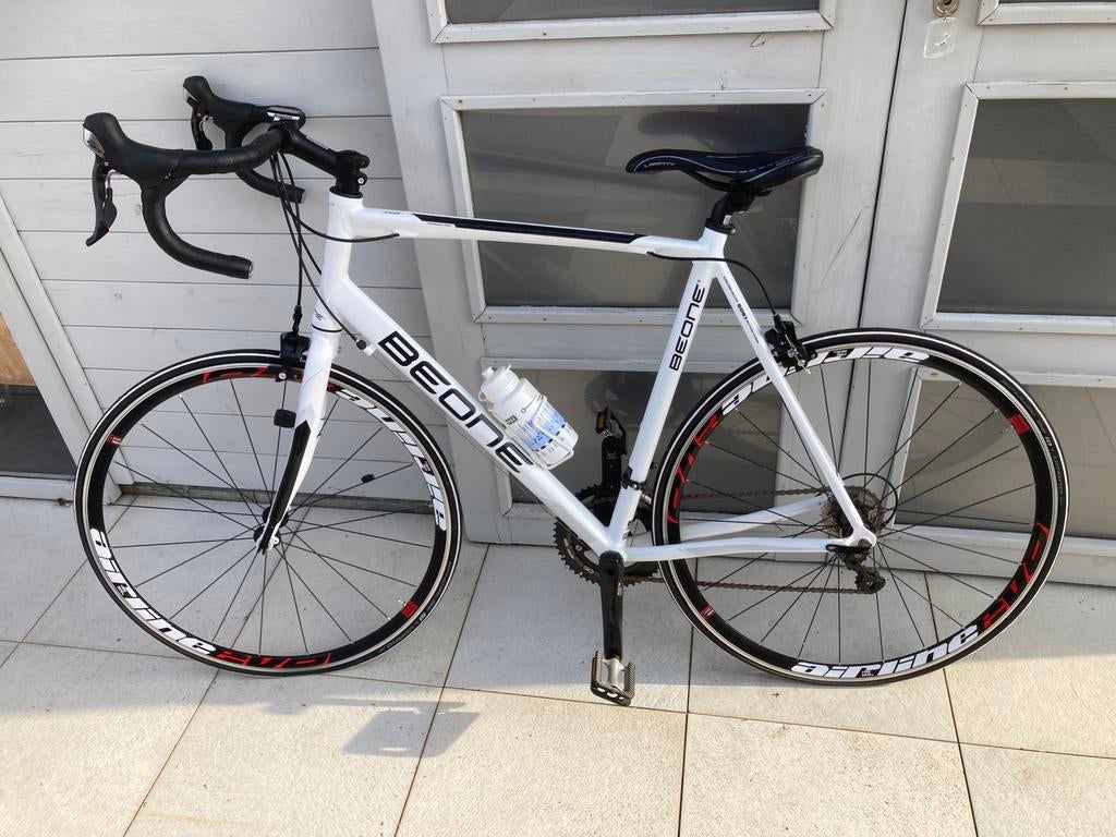 Racefiets Beone, Fietsen en Brommers, Ophalen, Zo goed als nieuw