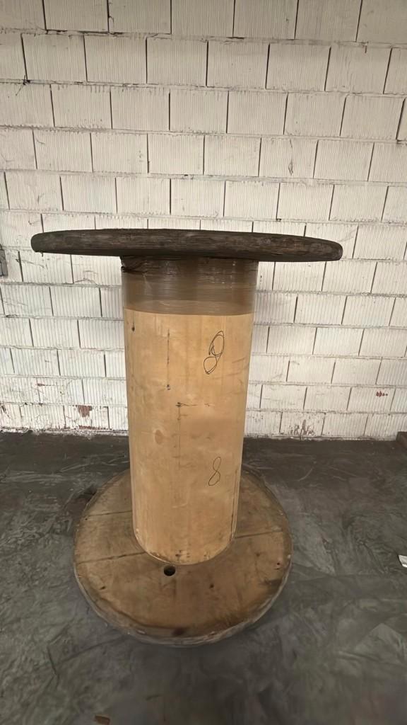 Bobines en bois, Bricolage & Construction, Bois & Planches, Utilisé, Autres types, Autres essences de bois, Moins de 200 cm, 50 mm ou plus