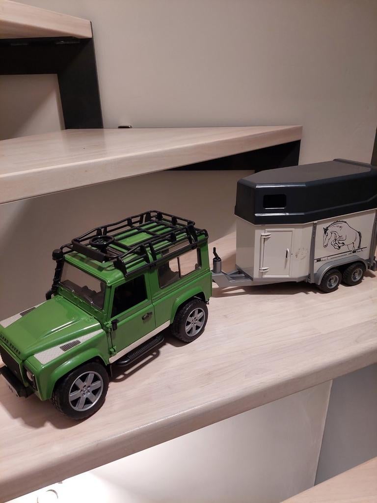 Bruder Land Rover et van. A saisir, Kinderen en Baby's, Speelgoed |Speelgoedvoertuigen, Gebruikt, Ophalen of Verzenden