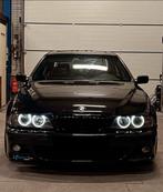 BMW E39 540ia, Auto's, BMW, Automaat, Achterwielaandrijving, Zwart, Leder