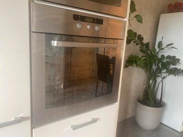 Oven Whirlpool beschikbaar voor biedingen