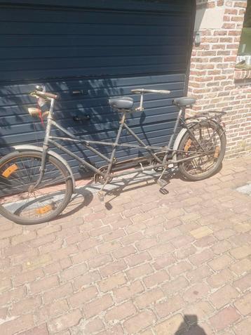 Zeer oude tandem voor opmaak, Enlèvement